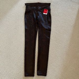 Spanx brown snakeprint leggings. Size M New with tags!
